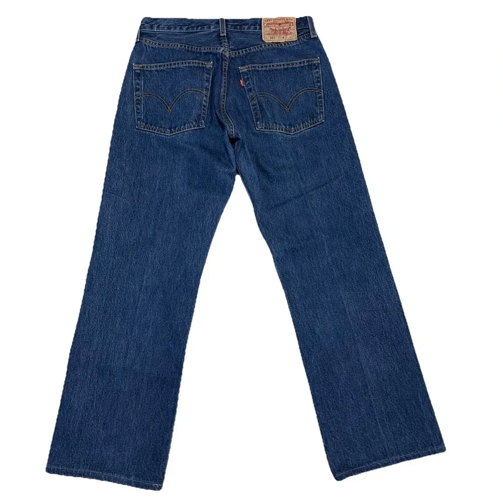 VINTAGE Levi's Men's 31x30 501 XX Button Fly Medium Wash Jeans